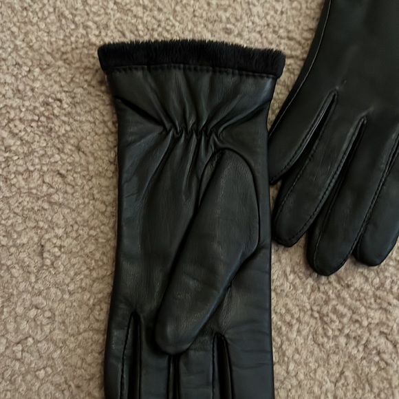 Charter Club leather gloves size S - Picture 3 of 5
